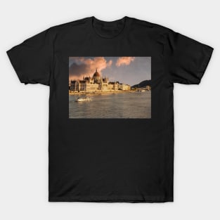 Hungarian Parliament T-Shirt